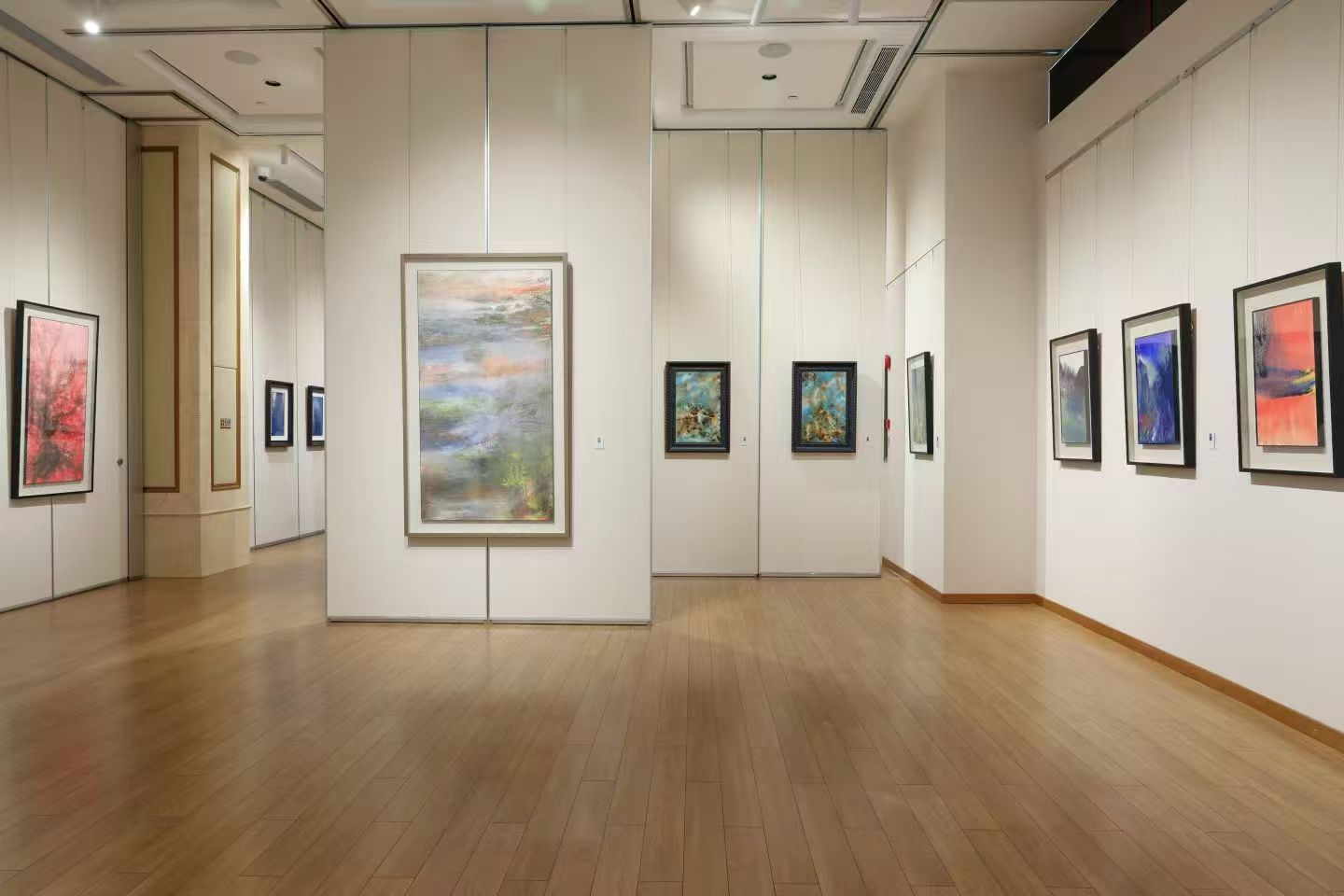 心象展览纵深空间与作品陈列